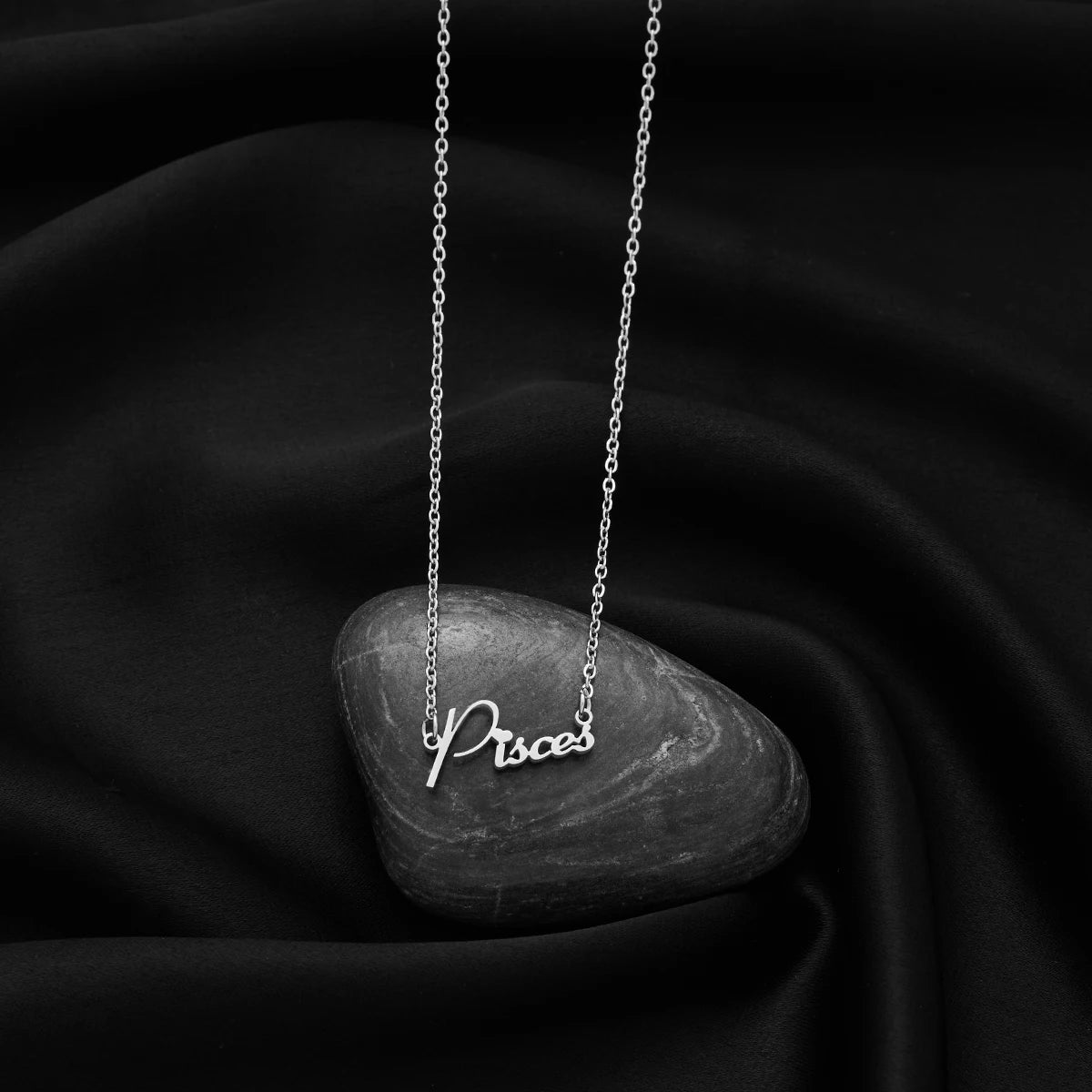 vintage 12 Zodiac Sign Stainless Steel Necklace For Women Letter Constellation pendant Clavicle Chain statement choker necklace