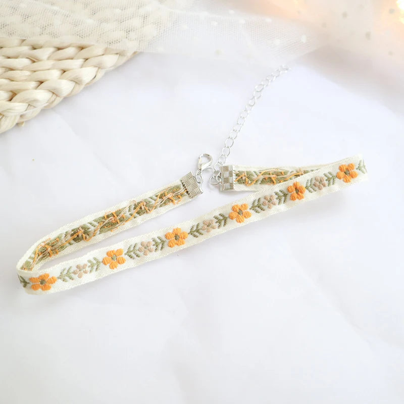 Trendy Choker Necklace For Women Lovely Green Fabric Pearl Heart Pendant Short Clavicle Necklace Aesthetic Jewelry Gift For Her